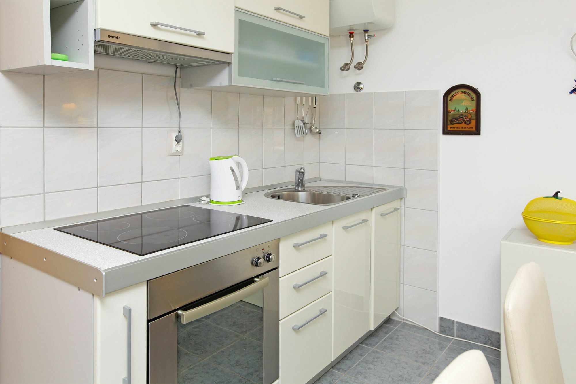 Perla Apartments Бол Екстериор снимка